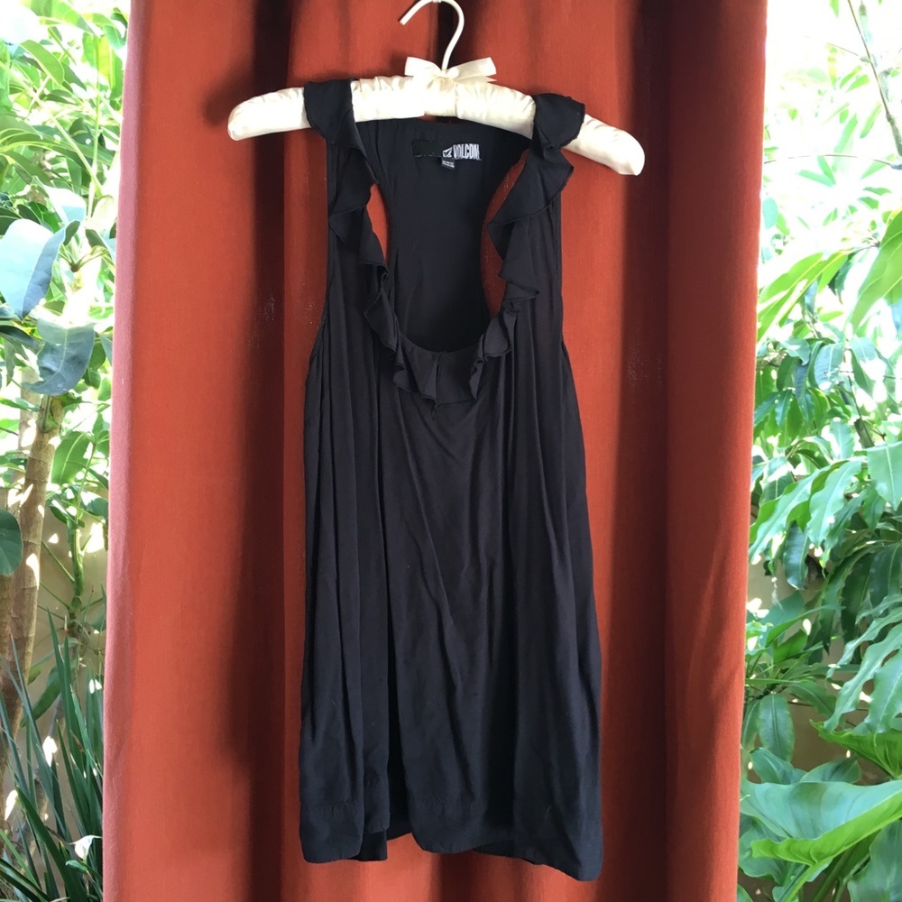 Volcom tank